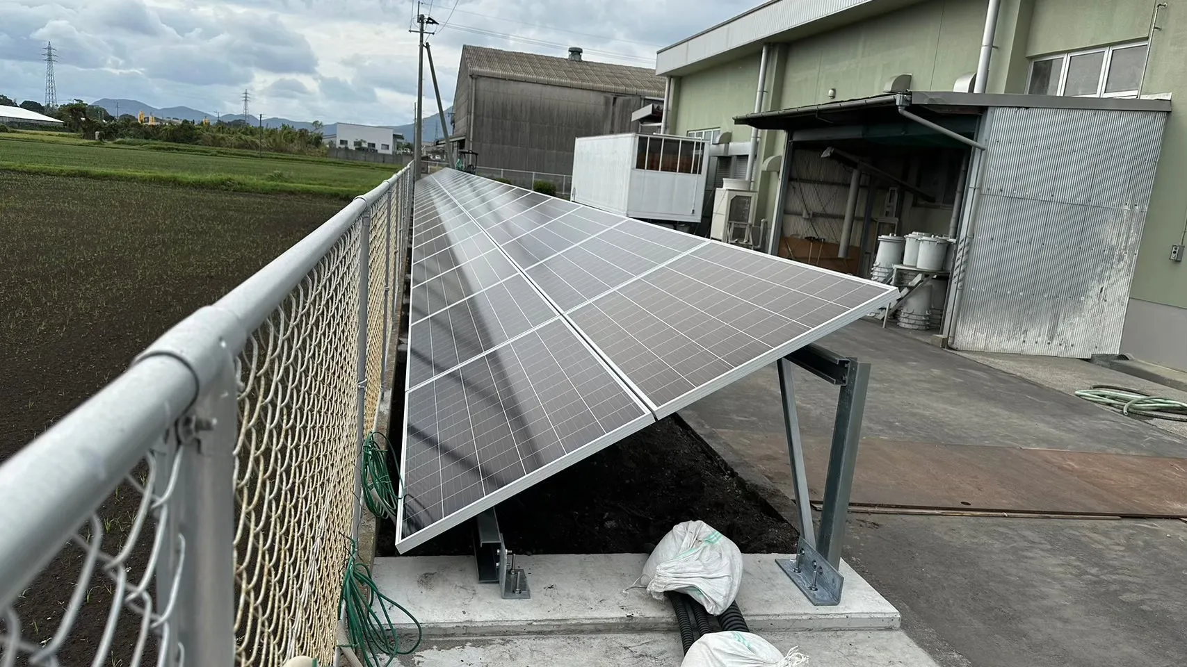 鹿児島県某所　産業用自家消費太陽光パネル設置